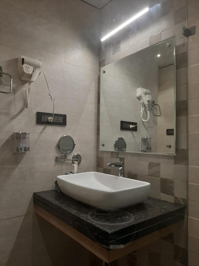 Park Avenue And Resorts Sikar エクステリア 写真